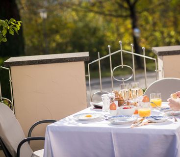 Colazione nel giardino in Alto Adige