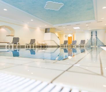 Wellnesshotel mit Hallenbad Südtirol